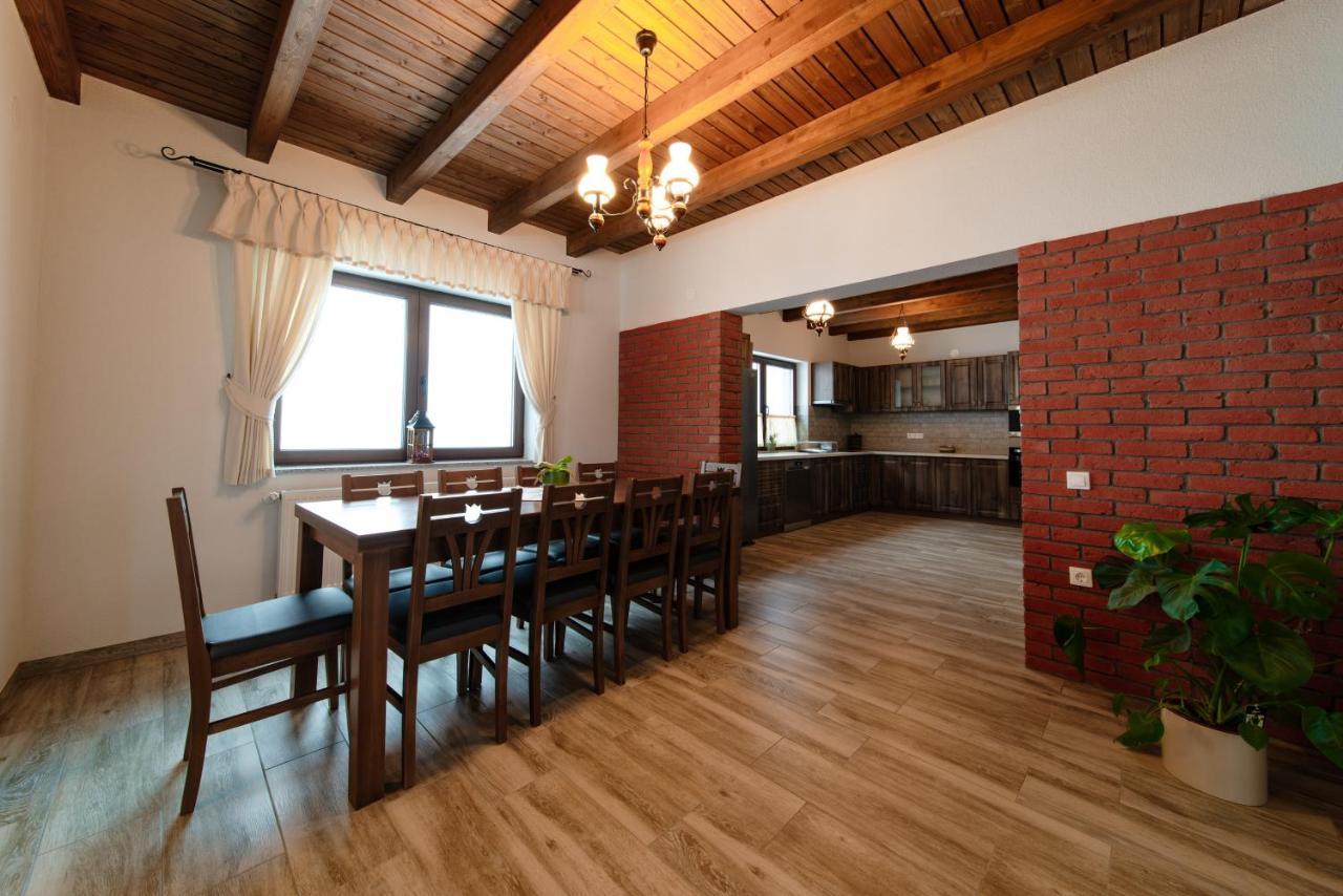 Transylvanian Relax House Lupeni  ภายนอก รูปภาพ