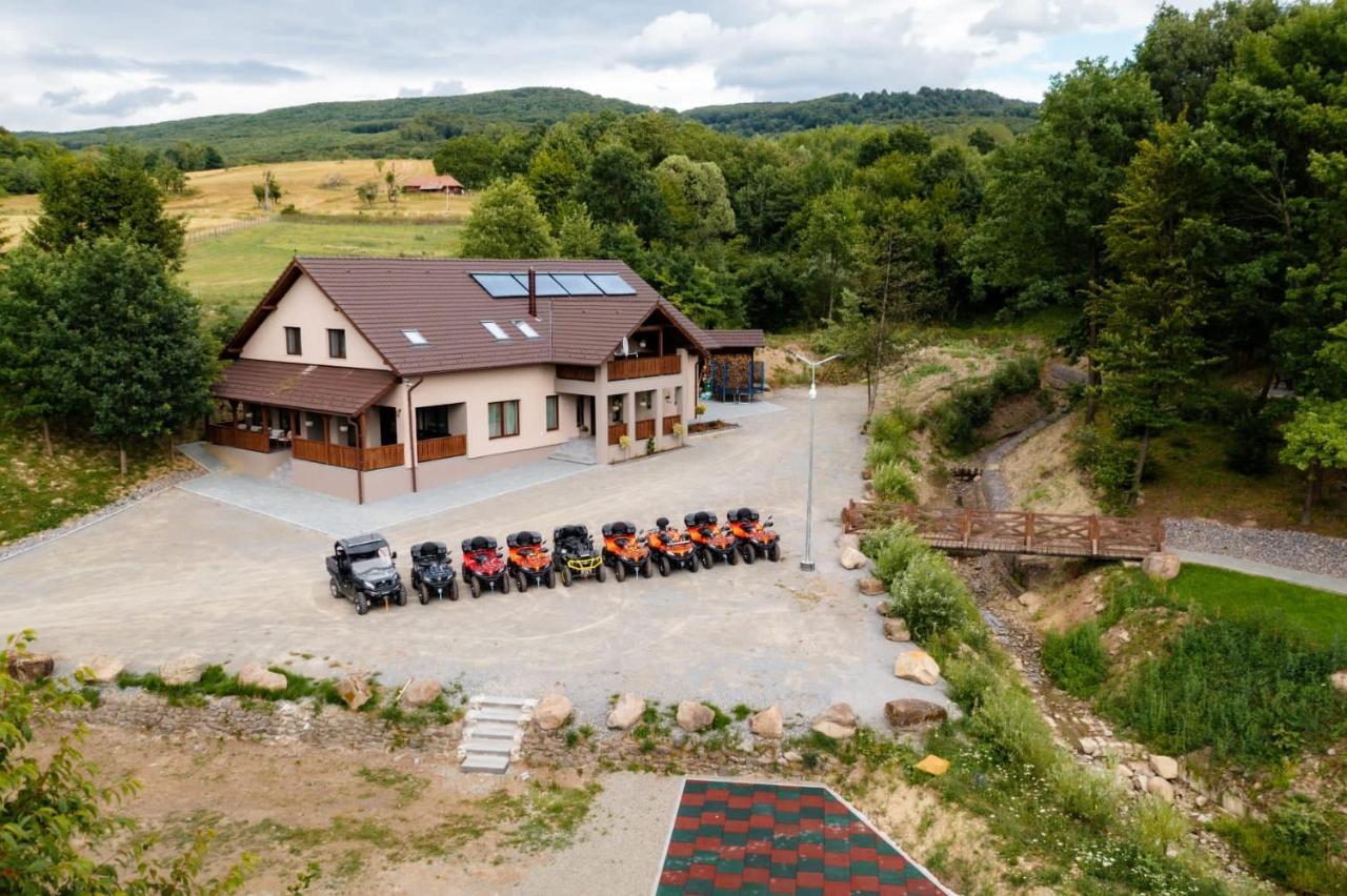 Transylvanian Relax House Lupeni  ภายนอก รูปภาพ